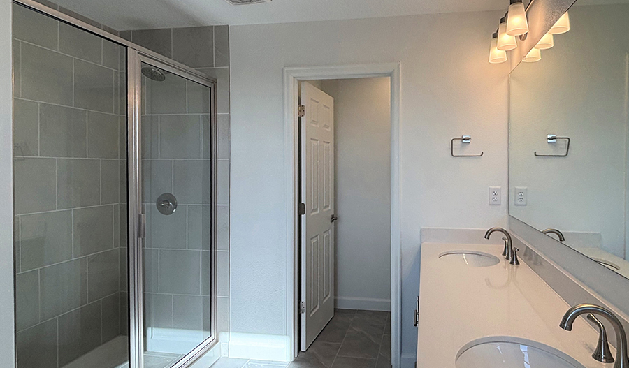 Moonstone II – Lot 43 Slide