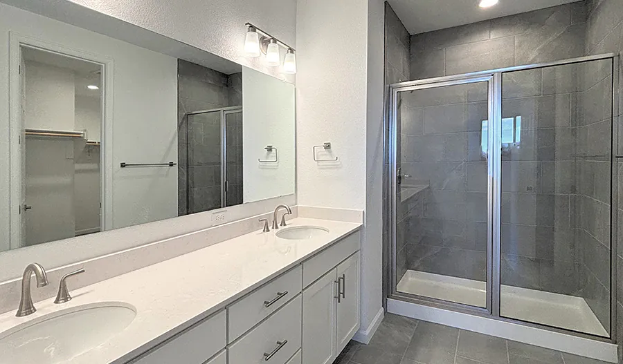 Emerald – Lot 114 Slide